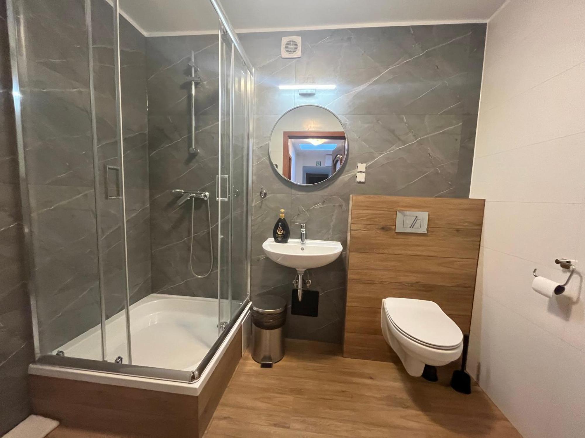 Dom Kolping Hostel Красков Екстериор снимка