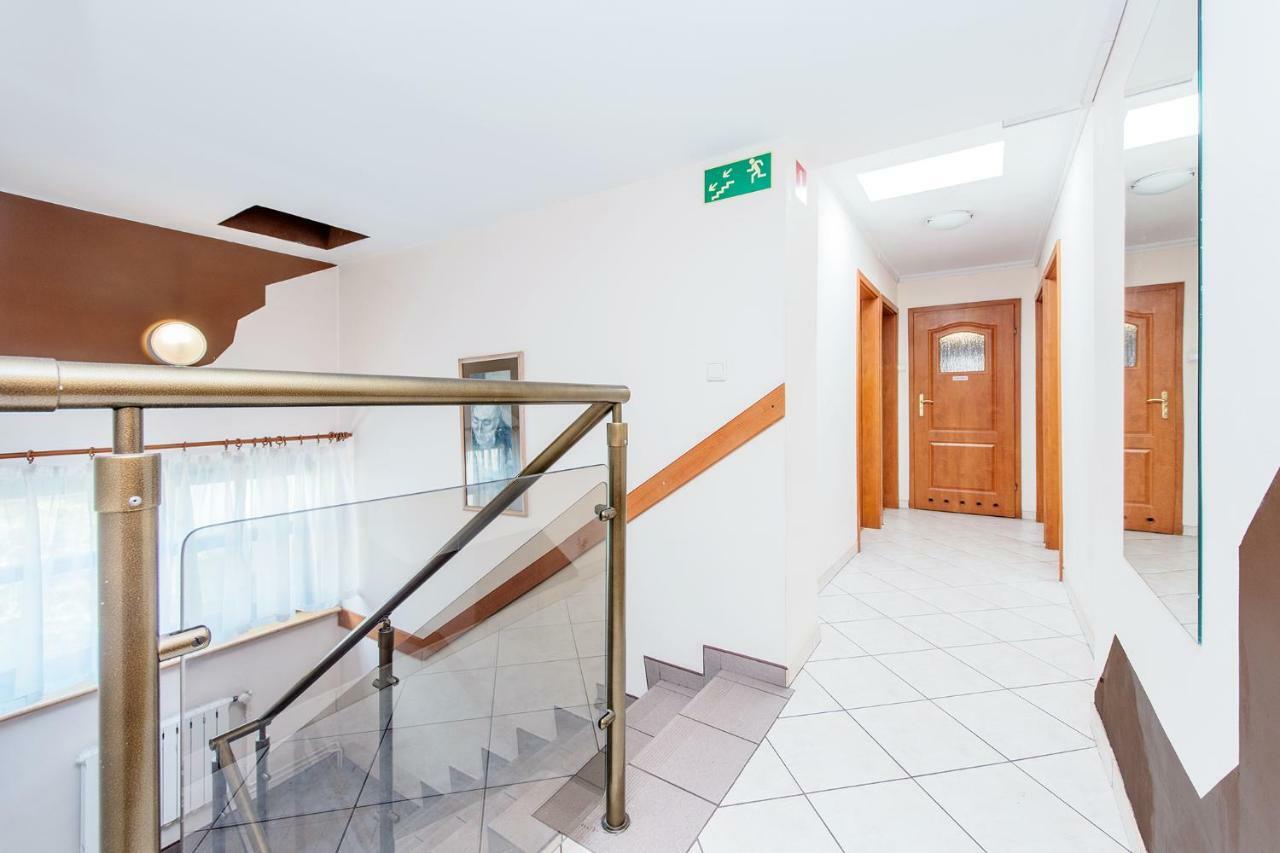 Dom Kolping Hostel Красков Екстериор снимка